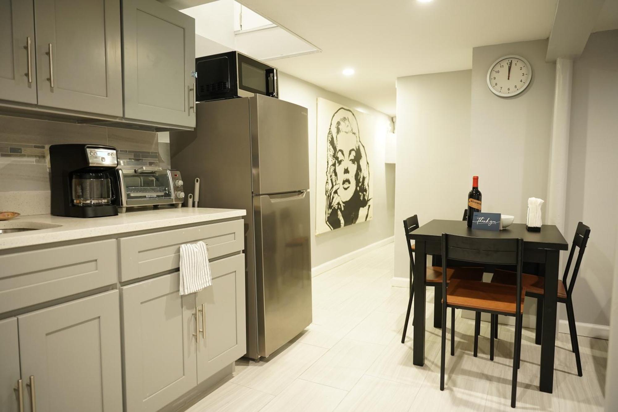 Cozy 2 Bedroom In A Lovely Forest Hills Neighborhood Нью-Йорк Экстерьер фото